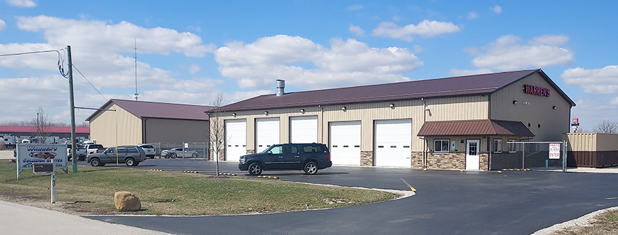 Warrens Collision Center in Braidwood Illinois